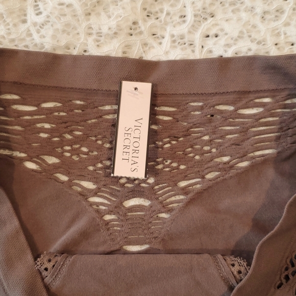 Victoria secret hiphugger underwear - Picture 5 of 9